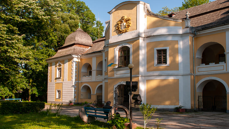 Виноградов