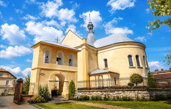 Костел святого Миколая та Анни Бібірка