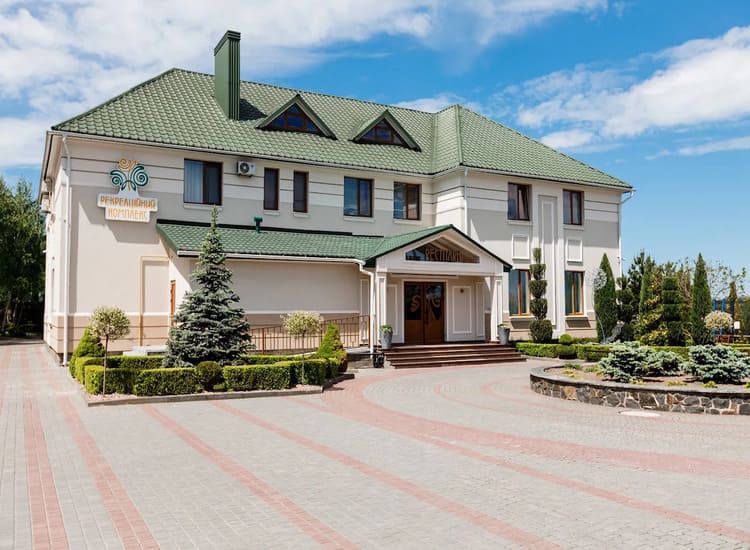 Рекреационный комплекс «Рестпарк» на Волыни
