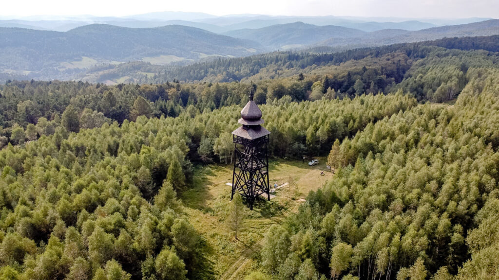 Вежа пам’яті біля села Недільна  