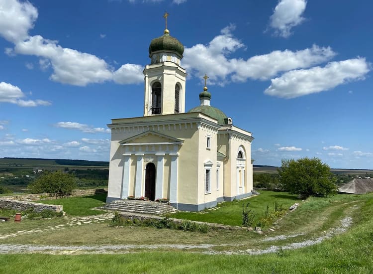 Церква Святого Олександра Невського