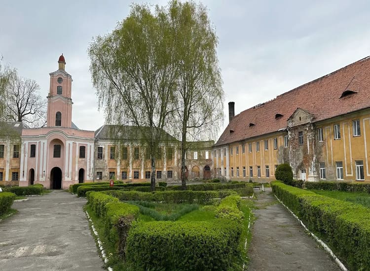 Олицький замок (палац князів Радзивіллів)