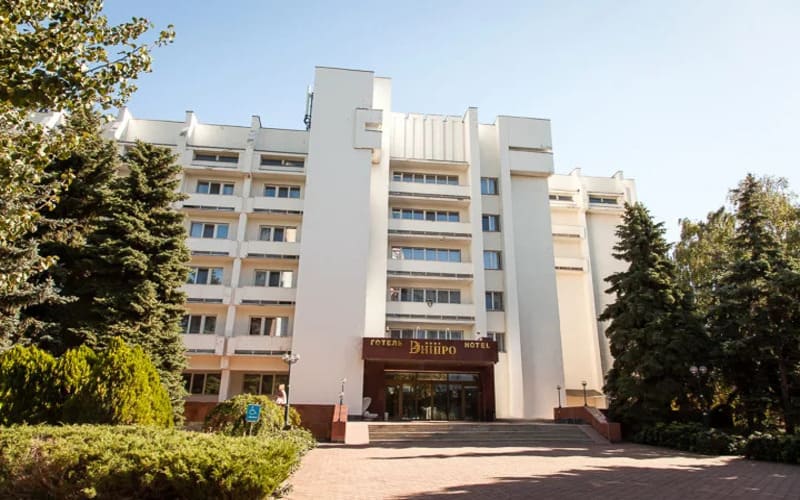 Готель Дніпро