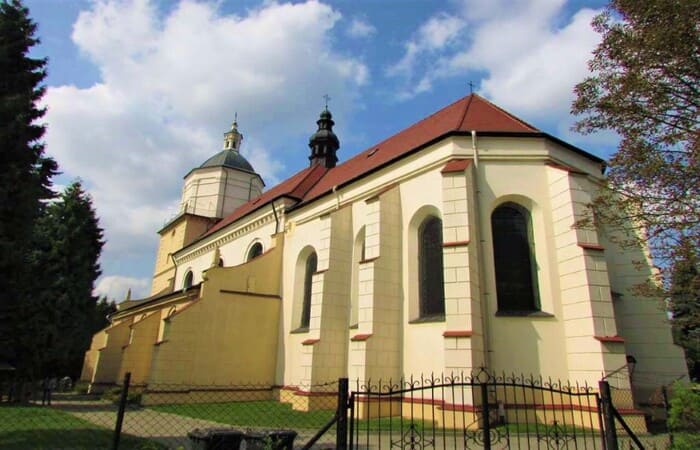 костел святого Іоанна Хрестителя самбір