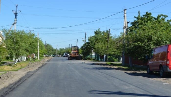 На Волині у райцентрі проводять ремонтні роботи на дорогах