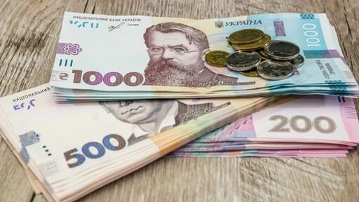 Зміни в зарплатах, податках та виплатах для ВПО