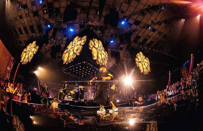 Карьерный рост Монатика