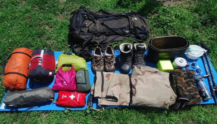 Що взяти в похід з ночівлею: список найважливіших речей