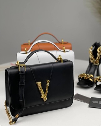 оригинальные сумки Versace