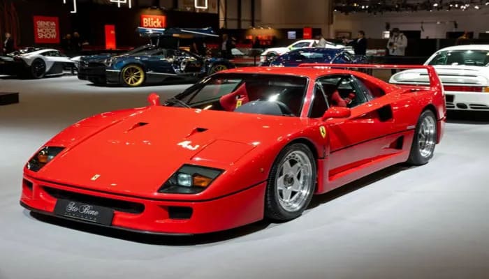 Феррарі F40