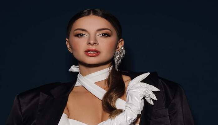 Как стала известна Алена Венум
