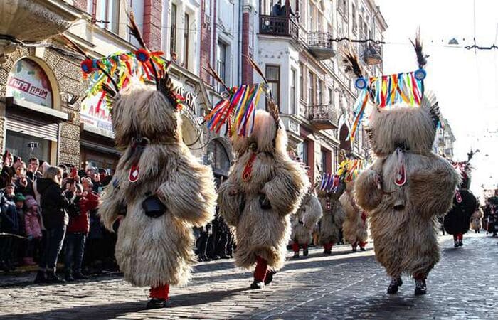 Маланка (переберия) - обряды Украины