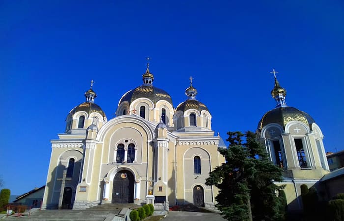 Церква Архиїстрата Михаїла Калуш